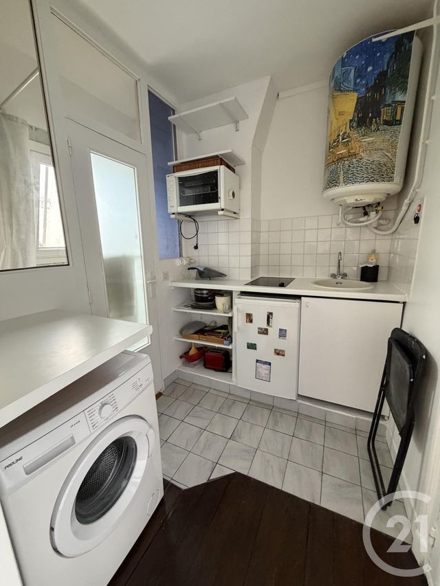 Appartement F2 à vendre - 2 pièces - 26.55 m2 - PARIS - 75011 - ILE-DE-FRANCE - Century 21 Parmentier - Saint Maur