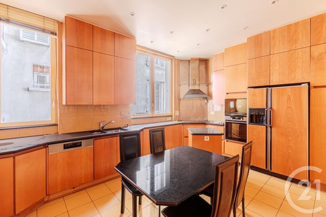 Appartement F3 à vendre - 5 pièces - 163.01 m2 - PARIS - 75011 - ILE-DE-FRANCE - Century 21 Parmentier - Saint Maur