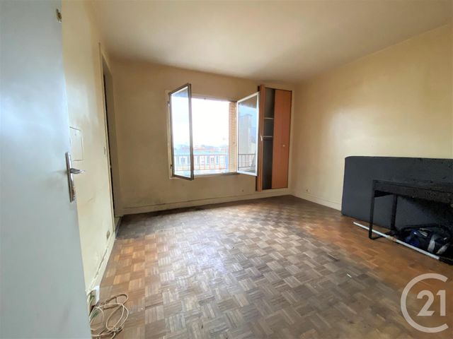 Afficher la photo en grand Chambre à vendre - 1 pièce - 16.0 m2 - PARIS - 75008 - ILE-DE-FRANCE - Century 21 Parmentier - Saint Maur