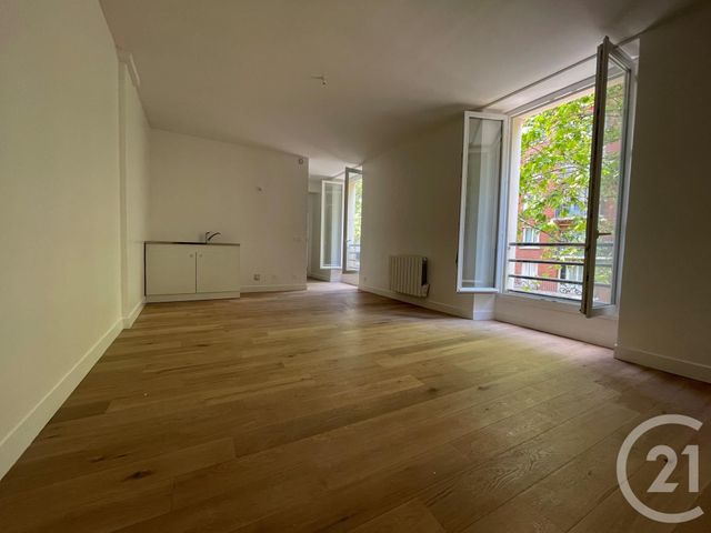 Afficher la photo en grand Appartement F2 à vendre - 3 pièces - 49.61 m2 - PARIS - 75011 - ILE-DE-FRANCE - Century 21 Parmentier - Saint Maur