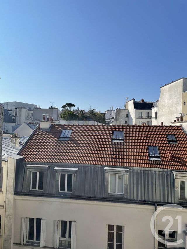  - PARIS - 