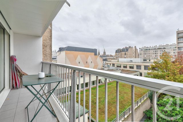  - PARIS - 