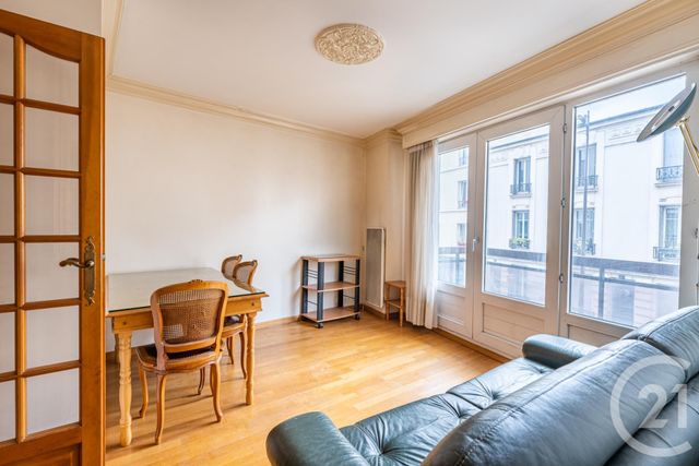 Appartement F3 à vendre - 3 pièces - 44.06 m2 - PARIS - 75020 - ILE-DE-FRANCE - Century 21 Parmentier - Saint Maur