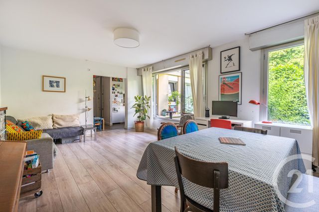 Appartement F3 à vendre - 3 pièces - 64.08 m2 - PARIS - 75011 - ILE-DE-FRANCE - Century 21 Parmentier - Saint Maur