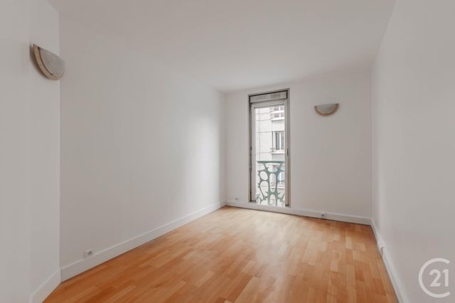 Appartement F5 à vendre - 5 pièces - 99.8 m2 - PARIS - 75010 - ILE-DE-FRANCE - Century 21 Parmentier - Saint Maur