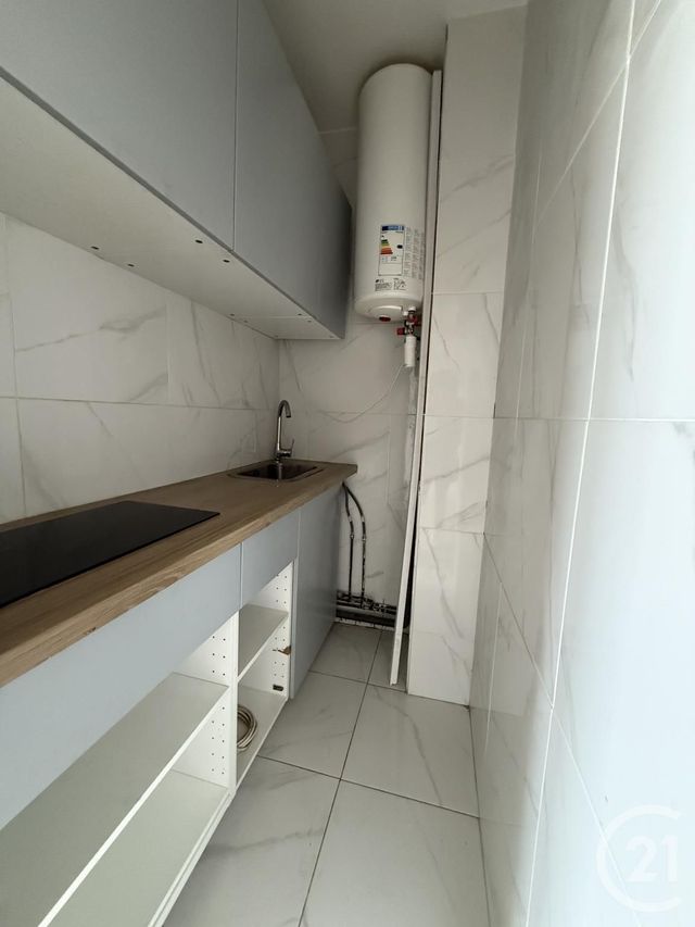 Appartement F1 à vendre - 1 pièce - 15.32 m2 - PARIS - 75011 - ILE-DE-FRANCE - Century 21 Parmentier - Saint Maur