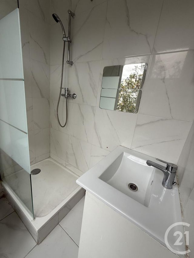 Appartement F1 à vendre - 1 pièce - 15.32 m2 - PARIS - 75011 - ILE-DE-FRANCE - Century 21 Parmentier - Saint Maur