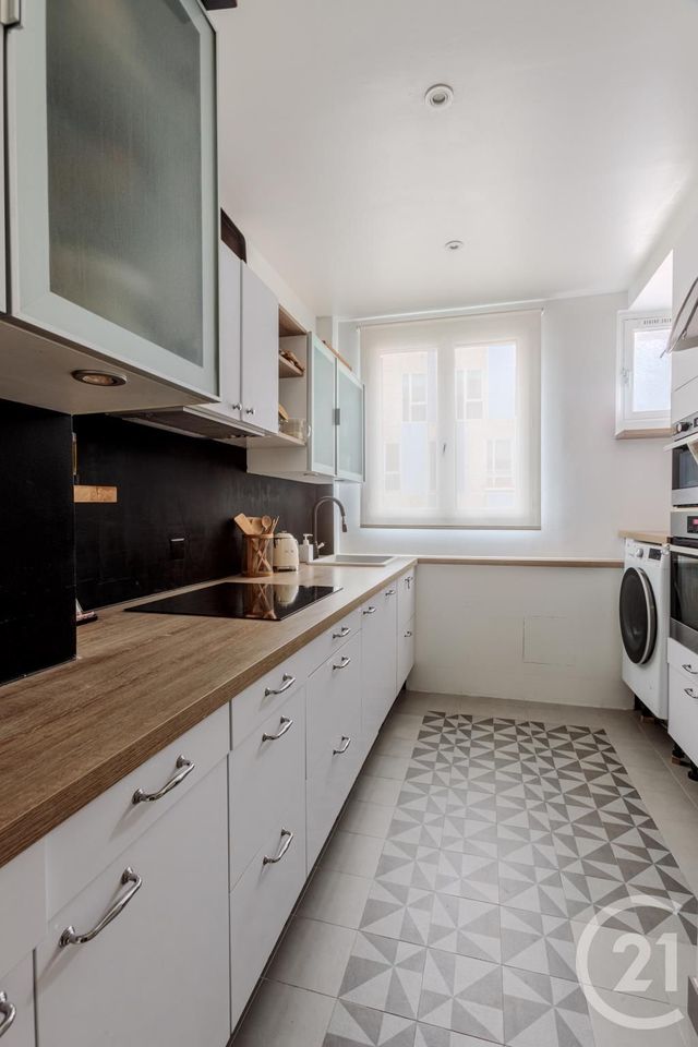 Appartement F3 à vendre - 3 pièces - 59.75 m2 - MALAKOFF - 92 - ILE-DE-FRANCE - Century 21 Parmentier - Saint Maur