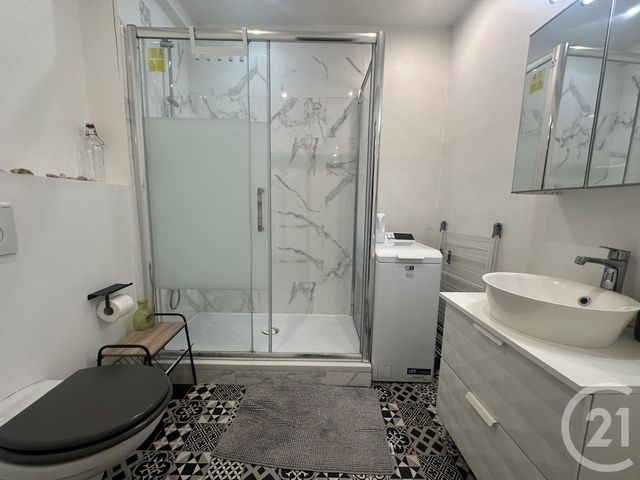 Appartement Studio à vendre - 1 pièce - 25.71 m2 - PARIS - 75017 - ILE-DE-FRANCE - Century 21 Parmentier - Saint Maur