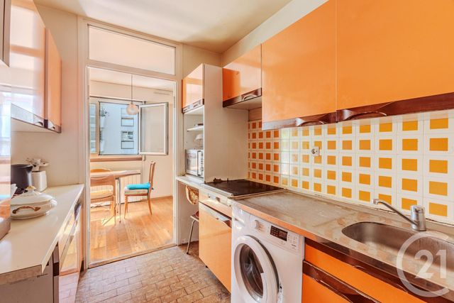 Afficher la photo en grand Appartement F4 à vendre - 4 pièces - 93.97 m2 - PARIS - 75013 - ILE-DE-FRANCE - Century 21 Parmentier - Saint Maur