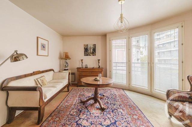 Afficher la photo en grand Appartement à vendre - 3 pièces - 70.86 m2 - PARIS - 75011 - ILE-DE-FRANCE - Century 21 Parmentier - Saint Maur