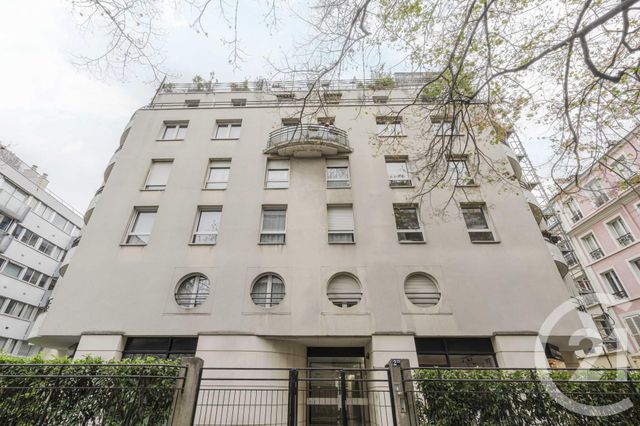 Afficher la photo en grand Appartement à vendre - 3 pièces - 70.86 m2 - PARIS - 75011 - ILE-DE-FRANCE - Century 21 Parmentier - Saint Maur