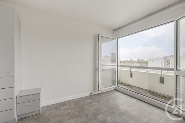 Afficher la photo en grand Appartement F3 à vendre - 3 pièces - 70.64 m2 - MAISONS ALFORT - 94 - ILE-DE-FRANCE - Century 21 Parmentier - Saint Maur