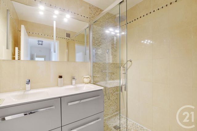 Appartement F7 à vendre - 7 pièces - 144.0 m2 - PARIS - 75010 - ILE-DE-FRANCE - Century 21 Parmentier - Saint Maur