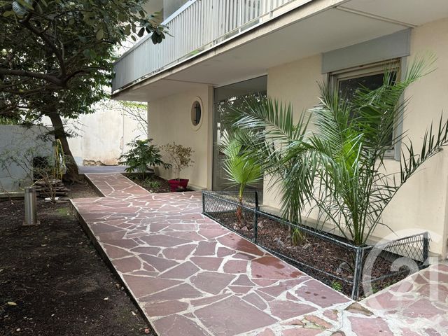 Appartement F1 à vendre - 1 pièce - 16.31 m2 - PARIS - 75011 - ILE-DE-FRANCE - Century 21 Parmentier - Saint Maur