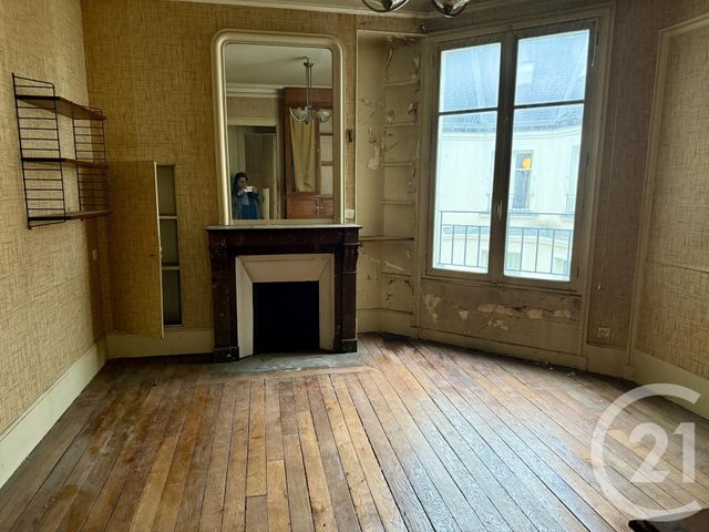 Appartement F3 à vendre - 3 pièces - 67.66 m2 - PARIS - 75010 - ILE-DE-FRANCE - Century 21 Parmentier - Saint Maur