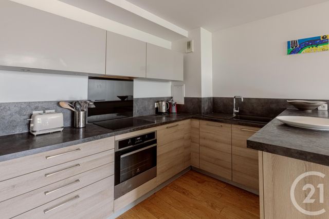 Appartement F3 à vendre - 3 pièces - 71.0 m2 - PARIS - 75011 - ILE-DE-FRANCE - Century 21 Parmentier - Saint Maur