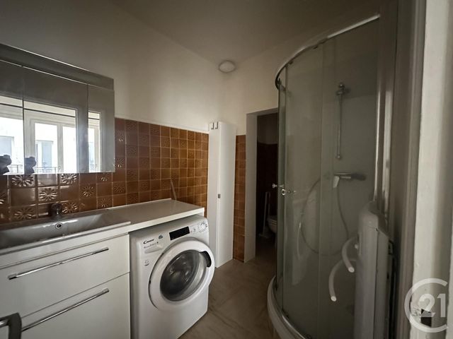 Appartement F1 à louer - 1 pièce - 25.78 m2 - PARIS - 75011 - ILE-DE-FRANCE - Century 21 Parmentier - Saint Maur