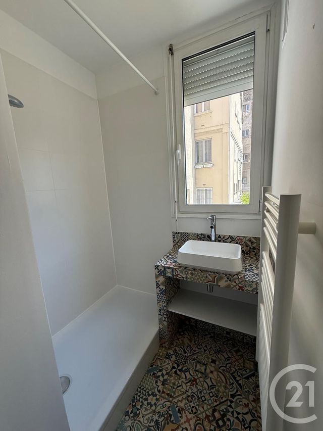Appartement F1 à vendre - 1 pièce - 33.12 m2 - PARIS - 75011 - ILE-DE-FRANCE - Century 21 Parmentier - Saint Maur
