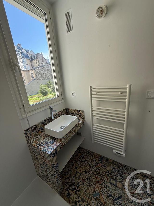 Appartement F1 à vendre - 1 pièce - 33.12 m2 - PARIS - 75011 - ILE-DE-FRANCE - Century 21 Parmentier - Saint Maur