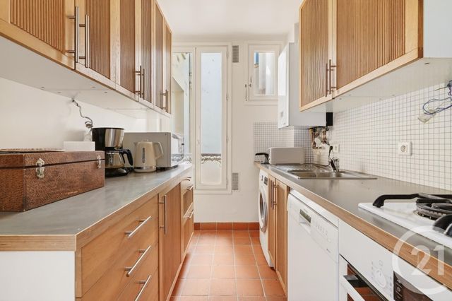 Appartement F4 à vendre - 4 pièces - 81.4 m2 - PARIS - 75011 - ILE-DE-FRANCE - Century 21 Parmentier - Saint Maur