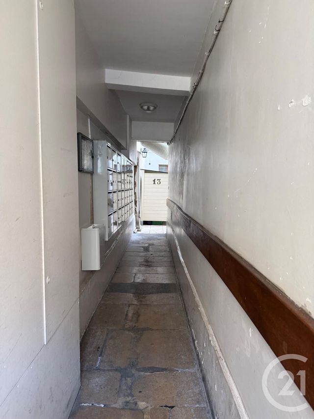 Appartement Studette à vendre - 1 pièce - 18.33 m2 - PARIS - 75011 - ILE-DE-FRANCE - Century 21 Parmentier - Saint Maur