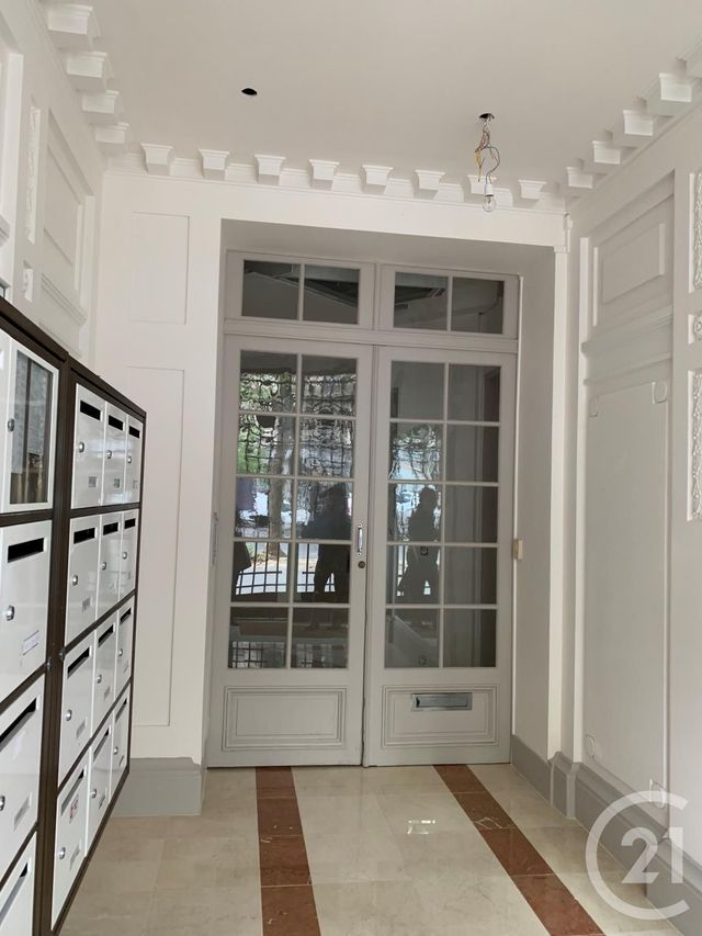 Appartement F5 à vendre - 5 pièces - 87.12 m2 - PARIS - 75011 - ILE-DE-FRANCE - Century 21 Parmentier - Saint Maur