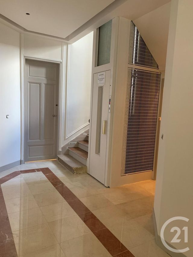 Appartement F5 à vendre - 5 pièces - 87.12 m2 - PARIS - 75011 - ILE-DE-FRANCE - Century 21 Parmentier - Saint Maur