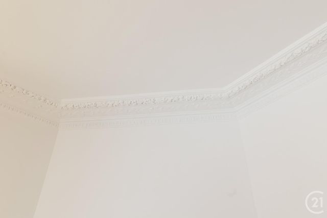 Appartement F5 à vendre - 5 pièces - 87.12 m2 - PARIS - 75011 - ILE-DE-FRANCE - Century 21 Parmentier - Saint Maur