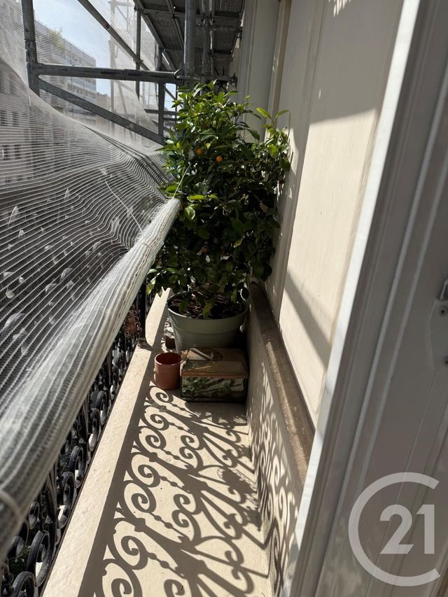 Appartement F3 à vendre - 3 pièces - 45.49 m2 - PARIS - 75011 - ILE-DE-FRANCE - Century 21 Parmentier - Saint Maur
