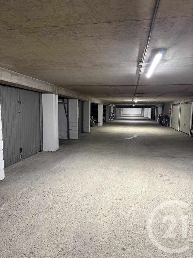 parking à vendre - 13.0 m2 - PARIS - 75011 - ILE-DE-FRANCE - Century 21 Parmentier - Saint Maur