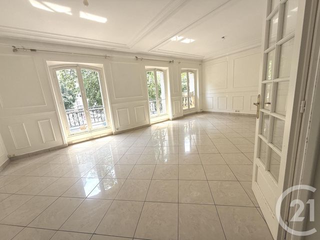 Appartement F5 à vendre - 5 pièces - 111.09 m2 - PARIS - 75011 - ILE-DE-FRANCE - Century 21 Parmentier - Saint Maur
