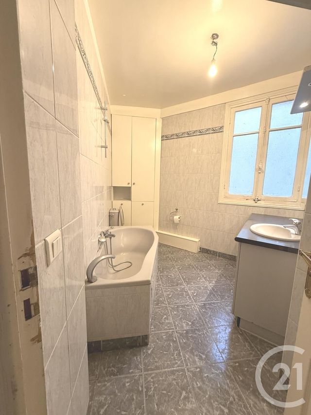 Appartement F5 à vendre - 5 pièces - 111.09 m2 - PARIS - 75011 - ILE-DE-FRANCE - Century 21 Parmentier - Saint Maur