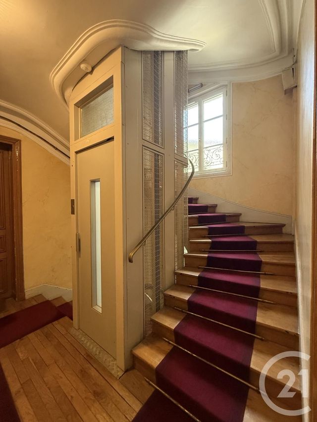 Appartement F5 à vendre - 5 pièces - 111.09 m2 - PARIS - 75011 - ILE-DE-FRANCE - Century 21 Parmentier - Saint Maur