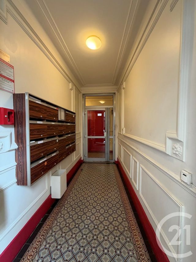 Appartement Studette à vendre - 1 pièce - 14.06 m2 - PARIS - 75011 - ILE-DE-FRANCE - Century 21 Parmentier - Saint Maur