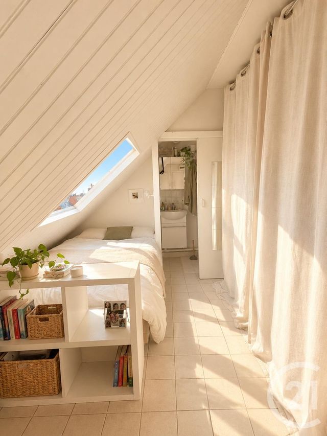 Appartement Studette à vendre - 1 pièce - 10.06 m2 - PARIS - 75011 - ILE-DE-FRANCE - Century 21 Parmentier - Saint Maur