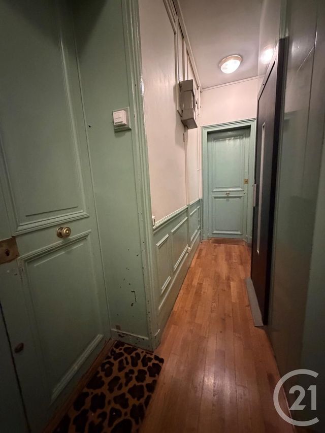 Appartement Studette à vendre - 1 pièce - 10.06 m2 - PARIS - 75011 - ILE-DE-FRANCE - Century 21 Parmentier - Saint Maur