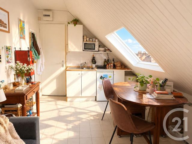 Appartement Studette à vendre - 1 pièce - 10.06 m2 - PARIS - 75011 - ILE-DE-FRANCE - Century 21 Parmentier - Saint Maur